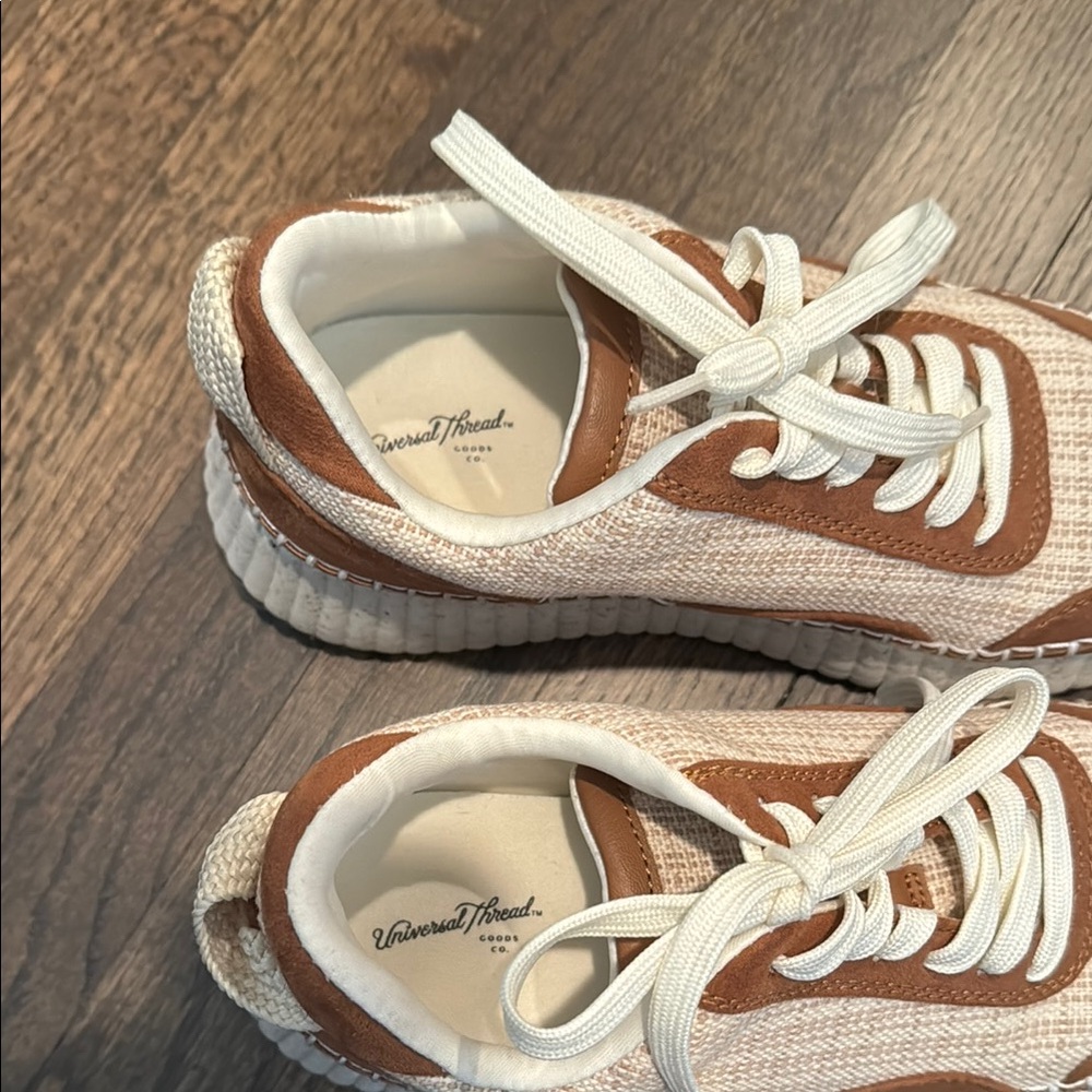 Universal Thread Tennis Shoes - Picture 2 of 3